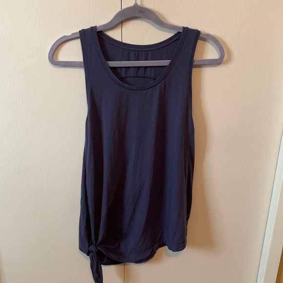 Size 6 side type blue/purple tank - Picture 1 of 2